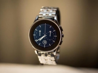 秒殺Apple Watch，Vector智能手表續航30天