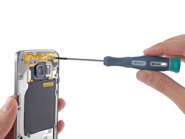 Galaxy S6 Edge拆解:膠水用太多 維修難