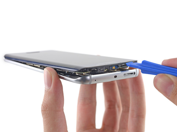 Galaxy S6 Edge拆解:膠水用太多 維修難