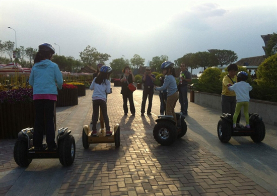 1429500280475990.jpg Segway以外,世界上還有更炫的平衡車