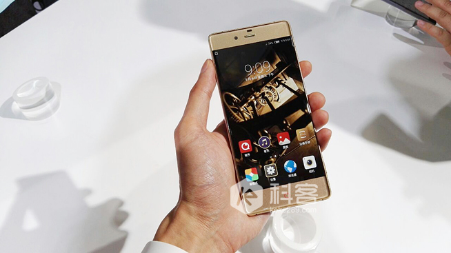 無邊框旗艦發布，nubia Z9現場實拍