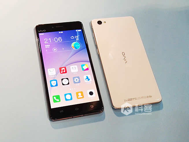 1431522704255909.jpg 雙2.5D弧面玻璃,vivo X5Pro上手實(shí)拍
