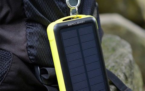 20000mAh 三防+太陽(yáng)能移動(dòng)電源你見(jiàn)過(guò)嗎？