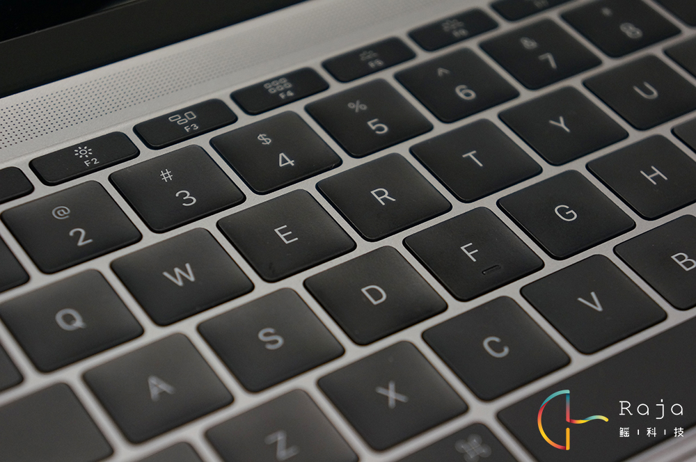 新MacBook上手玩:Logo不發光,滿足不了裝逼的心