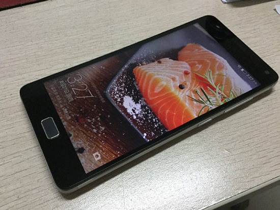 聯想金屬全網通P1真機曝光:5000mAh超大電池