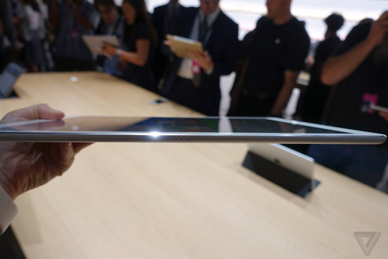 史上最大排!蘋果iPad Pro真機圖賞/上手視頻