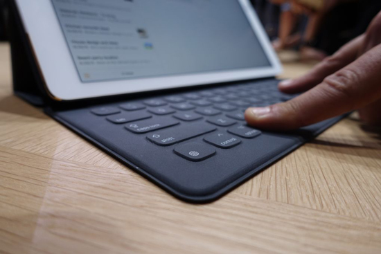史上最大排!蘋果iPad Pro真機圖賞/上手視頻