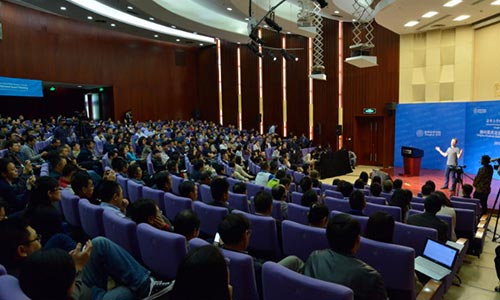 為什么發(fā)明FB？創(chuàng)始人現身說法！