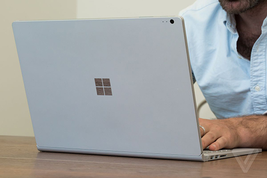 想買Surface Book?先看看媒體們怎么評價
