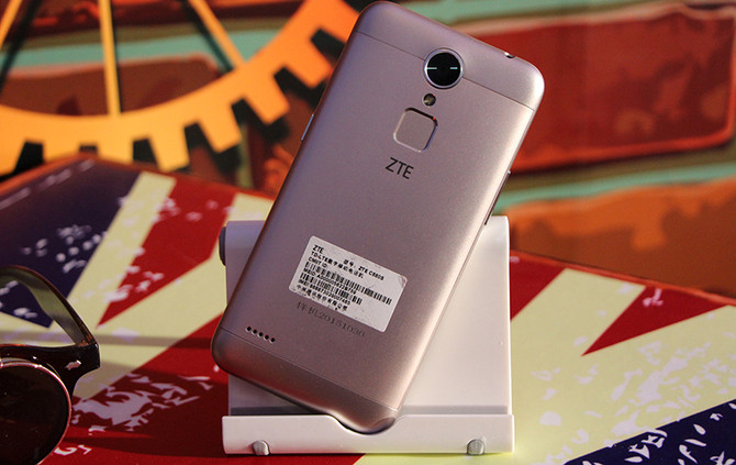被紅米Note3吊打,中興小鮮3低調發布