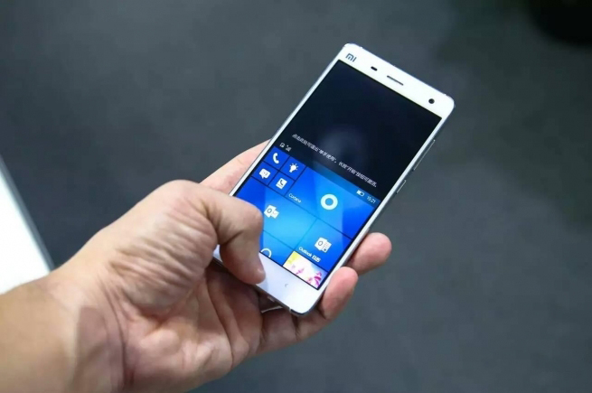 快來嘗鮮！小米4終于可以刷上Win10 Mobile