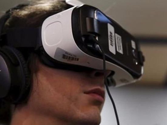 谷歌今年將發(fā)布新VR頭盔: 沿用安卓平臺策略