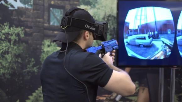 VR頭盔玩游戲不夠爽？加個虛擬現實跑步機試試
