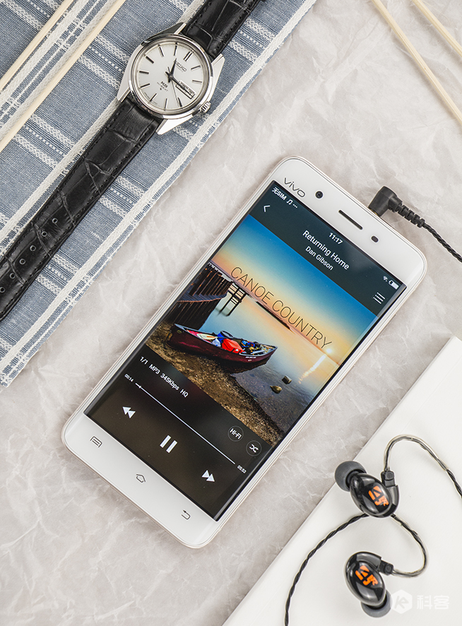 vivo Xplay5圖賞：雙曲面屏釋放的文藝氣質