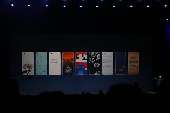 老羅不屑iPhone SE，錘子想在復(fù)活節(jié)搞出什么花樣？