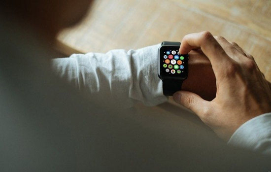 Apple Watch去年收入趕超勞力士,第二代能否延續強勢?