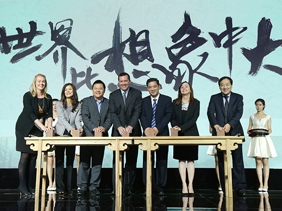 阿里影業大動作!馬云攜手斯皮爾伯格