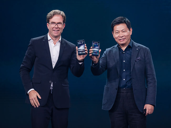 華為Mate 9發(fā)布:曲面屏版超萬(wàn)元,黑科技再領(lǐng)先