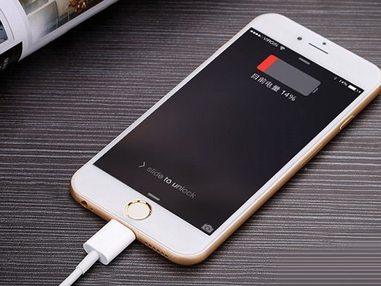 iPhone 6s自動(dòng)關(guān)機(jī)非安全問題 查查你能否免費(fèi)換電池？