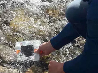 創意滿分！能給手機充電的折疊燈已在路上