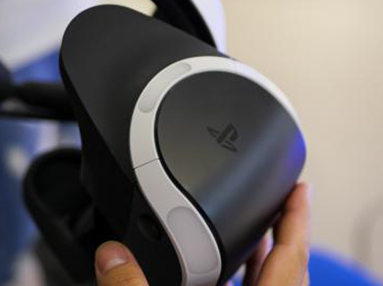 索尼PS VR專利曝光:或推出類似HTC Vive追蹤設備