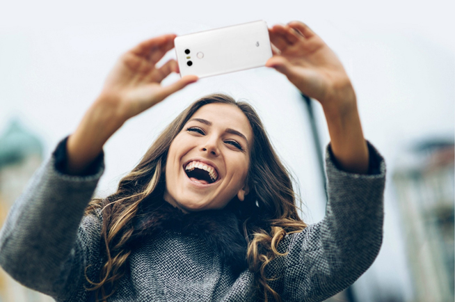 LG G6率先登場:圓角屏視覺驚艷 但配置卻有些脫節