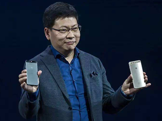 華為余承東再談P10，為10塊錢怕缺貨不怕缺德？