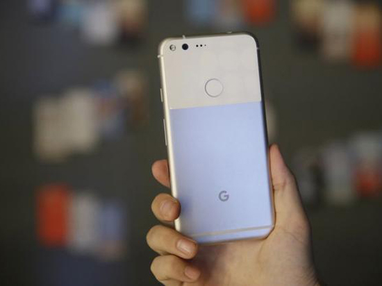 谷歌Pixel 2 XL曝光：首發安卓8.0 適配全面屏