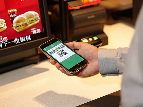 無(wú)現(xiàn)金社會(huì)指日可待！Apple Pay發(fā)力懟微信、支付寶
