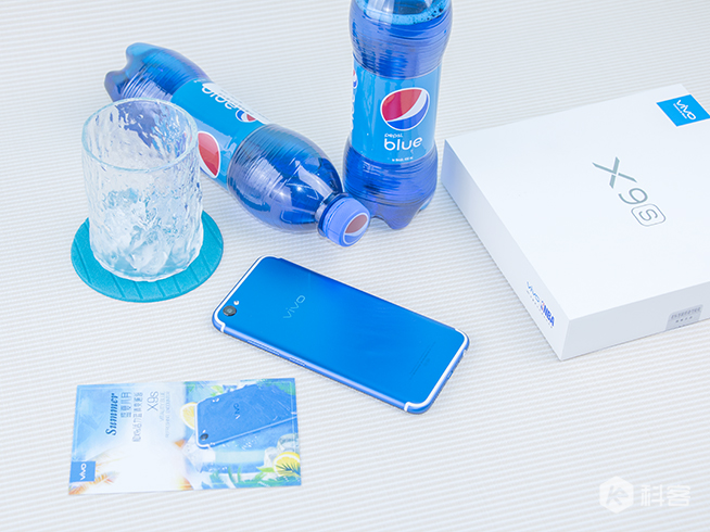vivo X9s活力藍開箱:感受來自巴厘島的清涼體驗