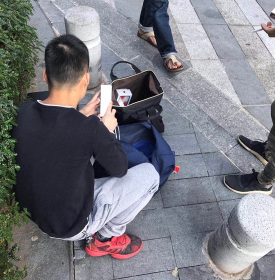 iPhone X首銷最新黃牛價(jià)匯總：周末或破發(fā)，北京最低