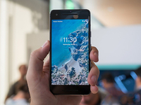 安卓標桿谷歌Pixel 2 XL再遭嫌棄：這次是快充問題