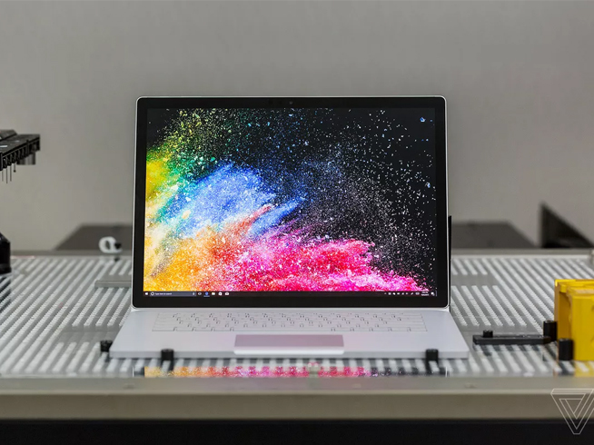 Surface Book 2邊充邊玩會(huì)掉電？微軟：機(jī)制就是這么設(shè)置的！