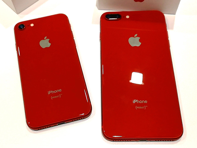 iPhone 8紅色特別版開箱:這就是不一樣的蘋果紅