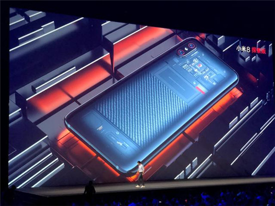 三款小米8發布：多項技術首發創紀錄 相機超越iPhone X