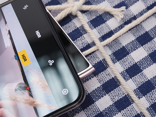 OPPO Reno開箱體驗：全景屏+創意側旋升降結構