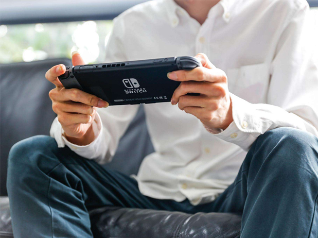 國(guó)行Nintendo Switch細(xì)節(jié)公布：主機(jī)保修一年 聯(lián)機(jī)體驗(yàn)更暢快