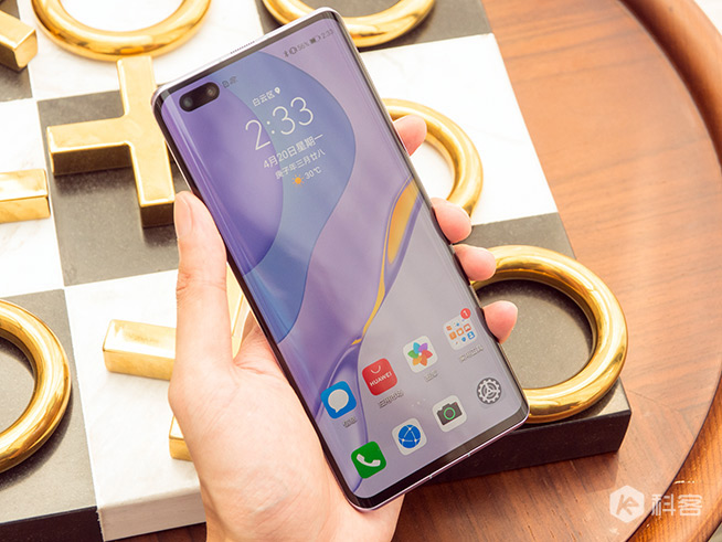 華為nova7 Pro評測:高顏又輕薄 追焦雙攝定義5G自拍新標準