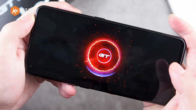 realme GT Neo上手:1799元起射門!天璣1200香不香?