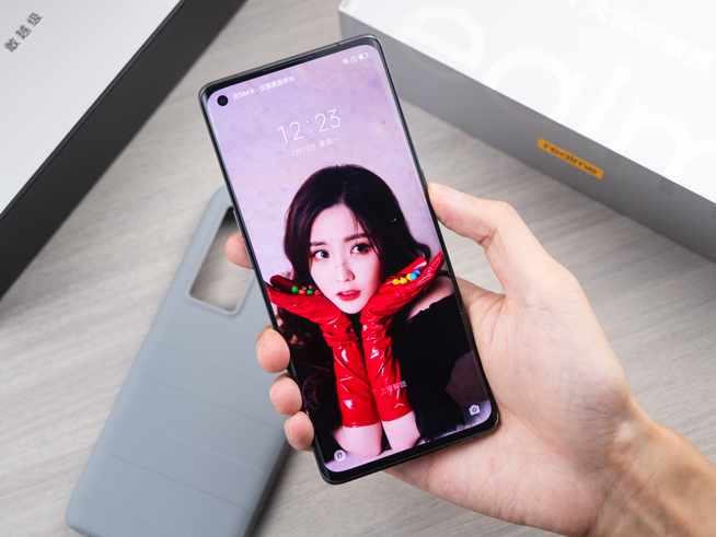 真我GT大師探索版上手：運存12GB秒變19GB！拍攝直升「天花板」