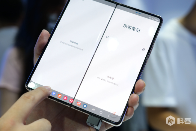 細節升級更輕盈！三星Galaxy Z Fold4/Flip4現場上手