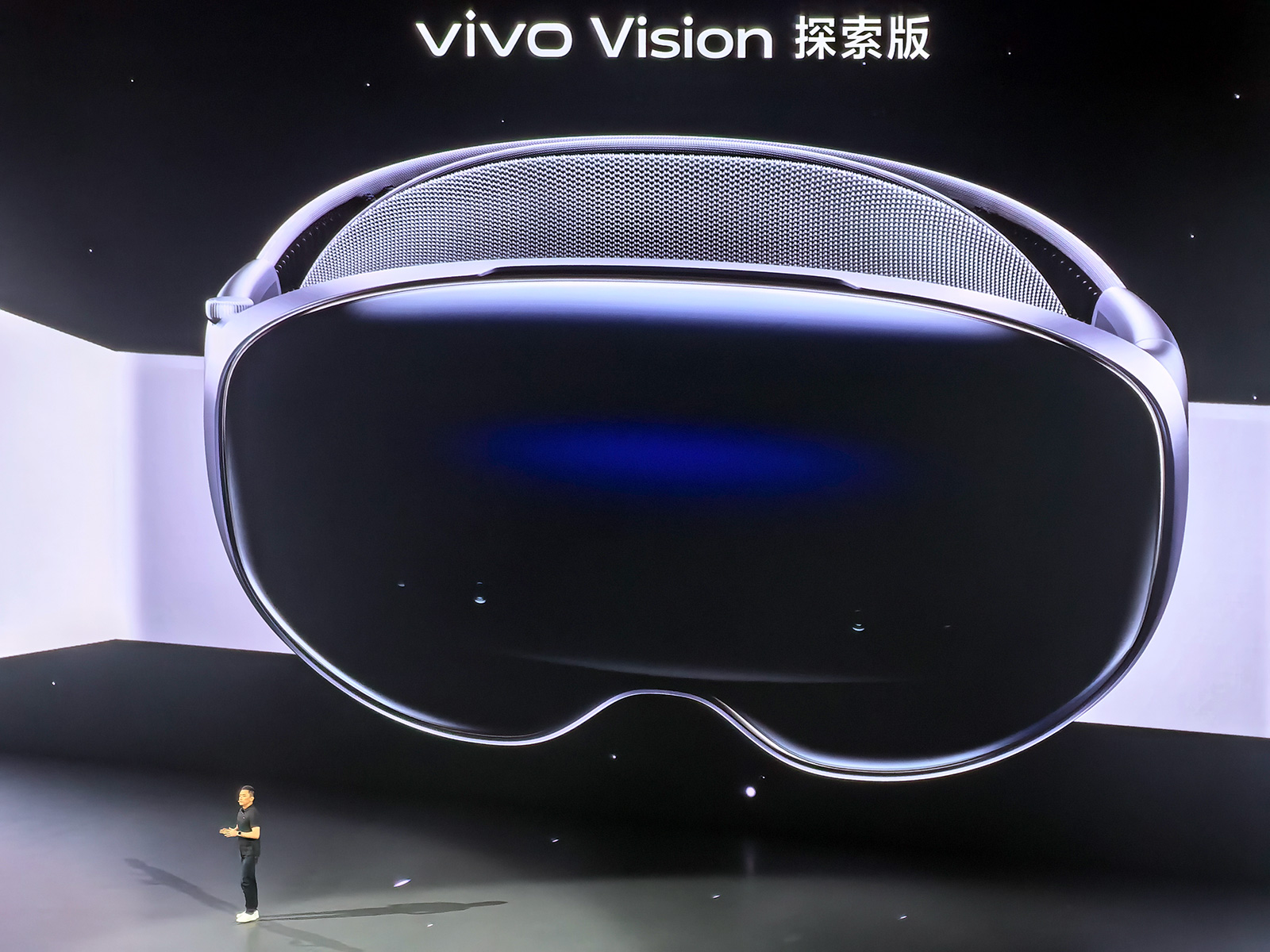 vivo Vision探索版體驗(yàn):佩戴友好,但面臨和蘋(píng)果一樣的難題