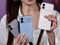 REDMI K90至尊版發(fā)布：風冷散熱165Hz高刷，2799元起